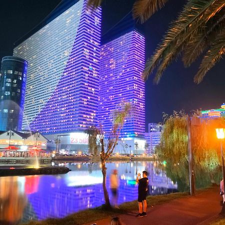 Orbi-City Batumi Apartments Sea View Exteriör bild