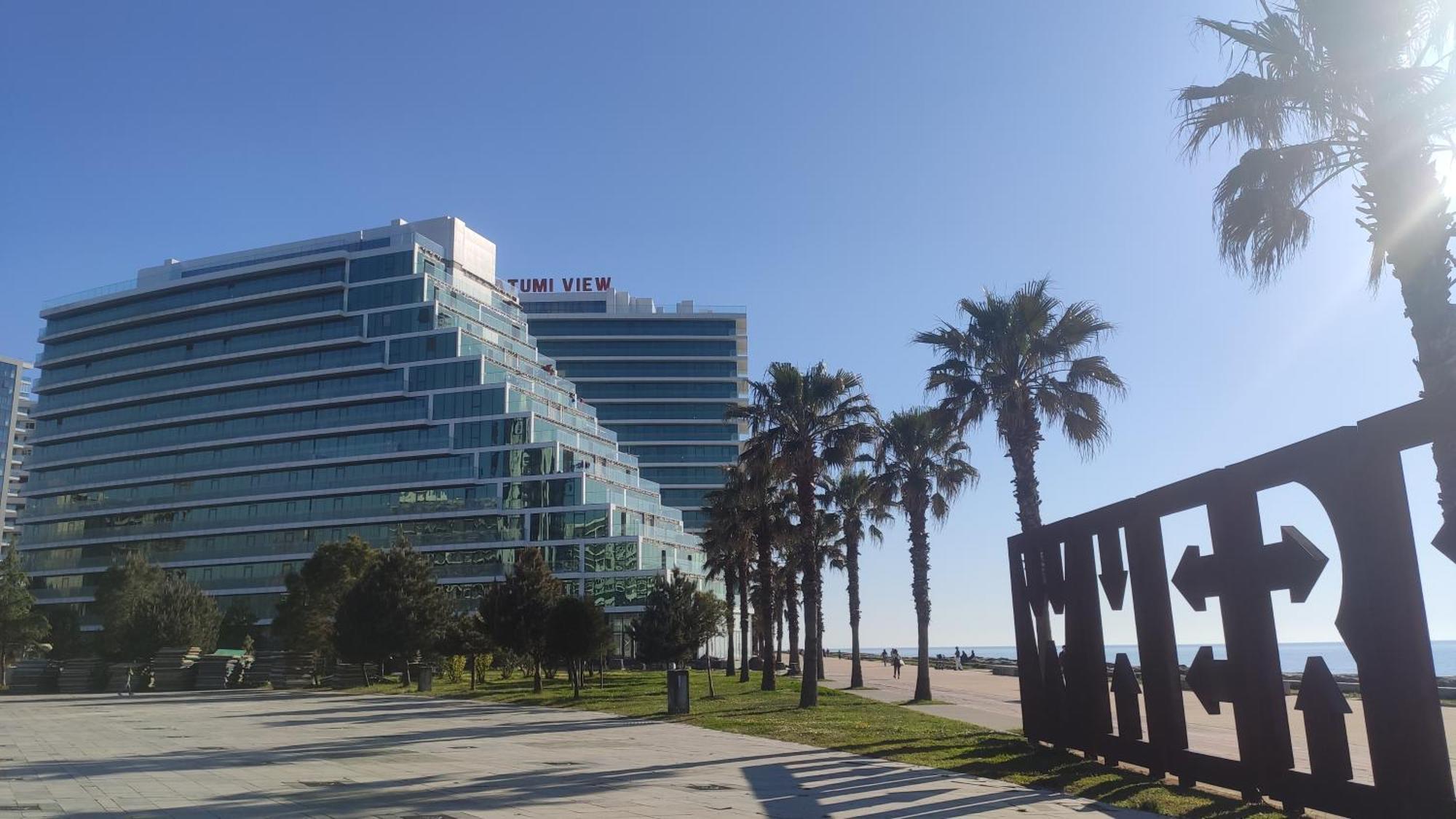 Orbi-City Batumi Apartments Sea View Exteriör bild