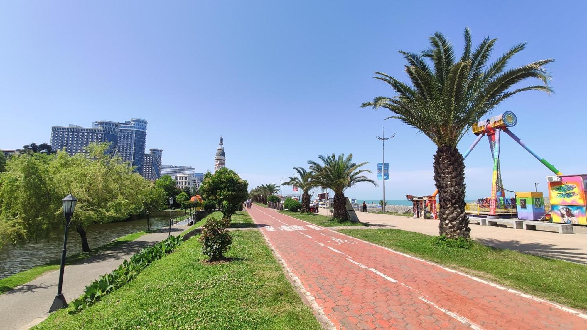 Orbi-City Batumi Apartments Sea View Exteriör bild