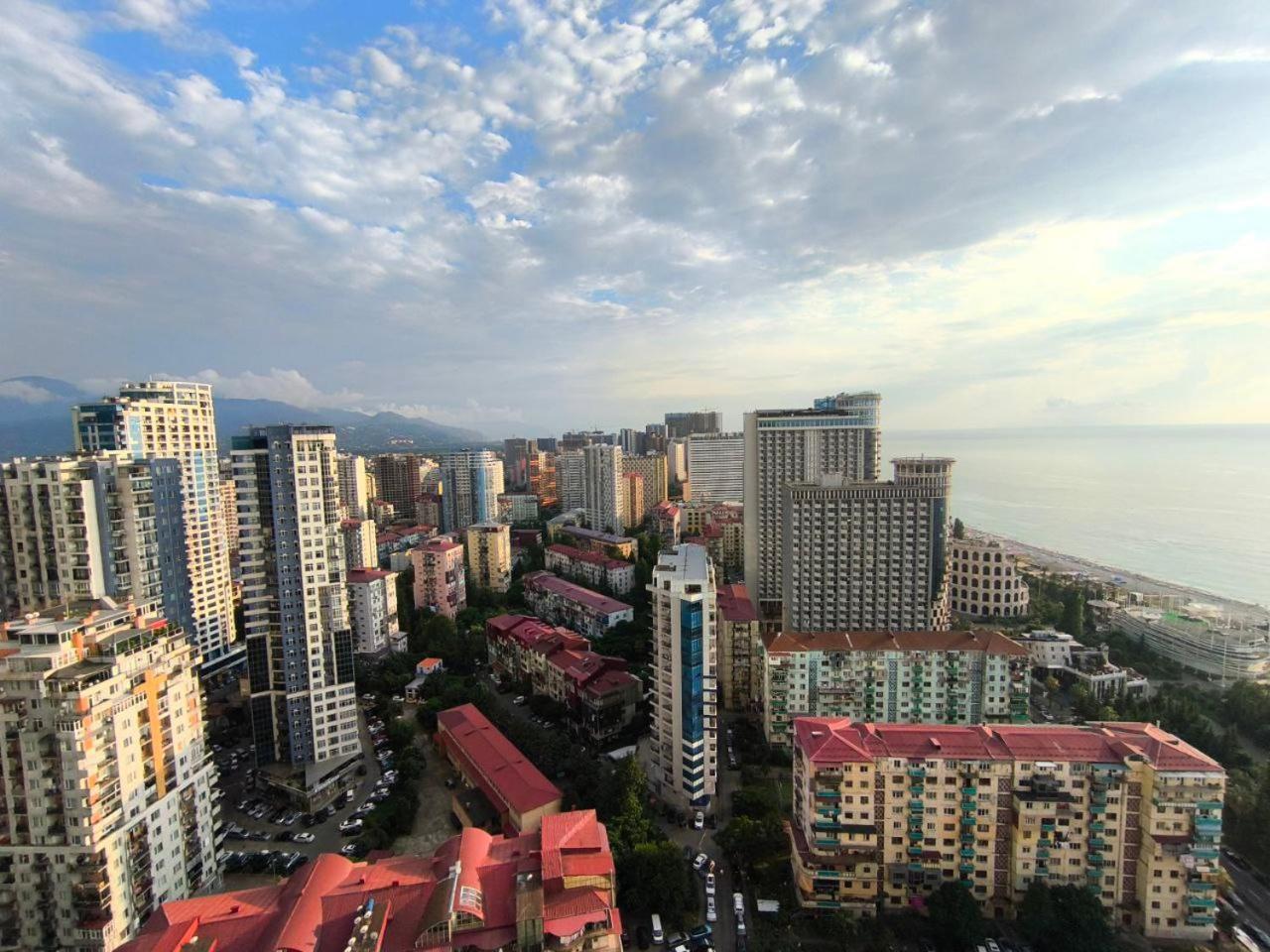 Orbi-City Batumi Apartments Sea View Exteriör bild