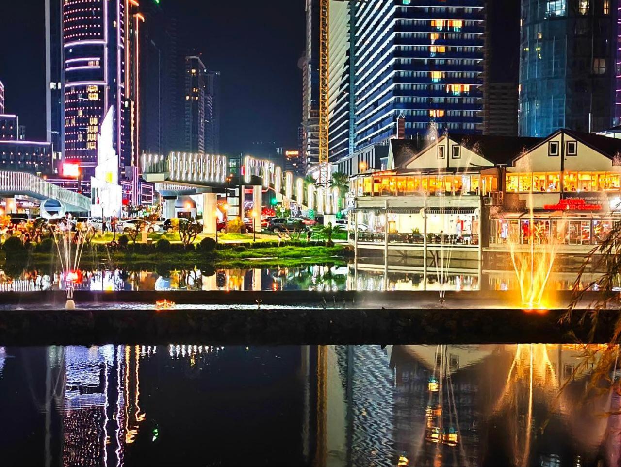 Orbi-City Batumi Apartments Sea View Exteriör bild